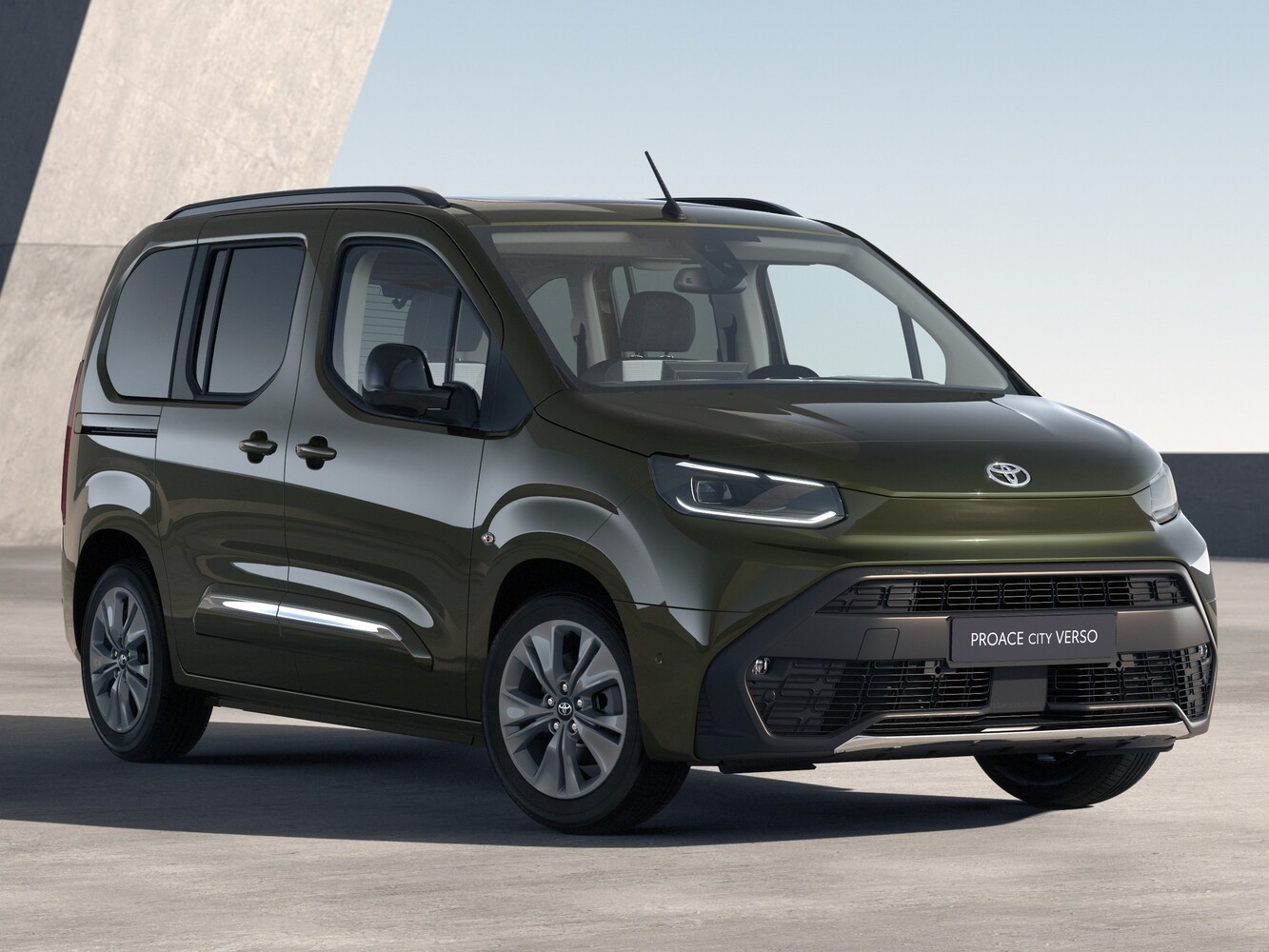 uusi Toyota Proace CITY Verso